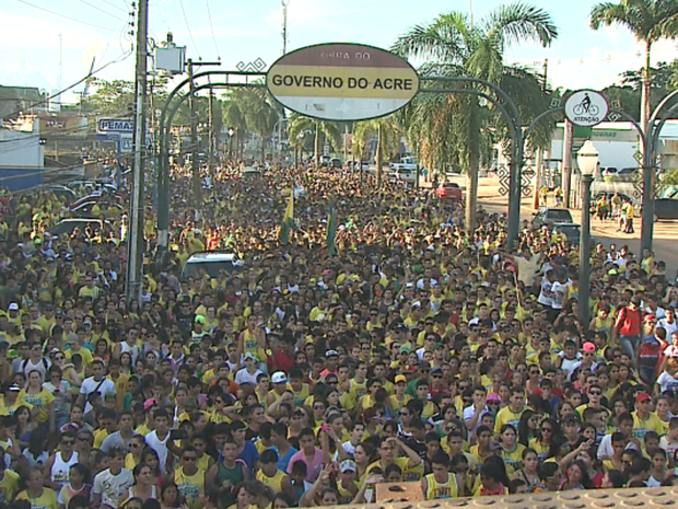 Marcha para Jesus reúne milhares de pessoas em Rio Branco (AC)
