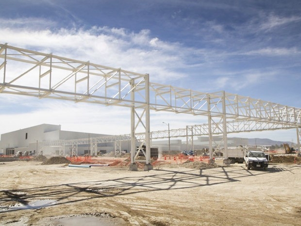 Construção da fábrica da Nissan em Aguascalientes, na região onde indústria automobilística predomina; planta é uma das 3 inauguradas no país em menos de 1 ano