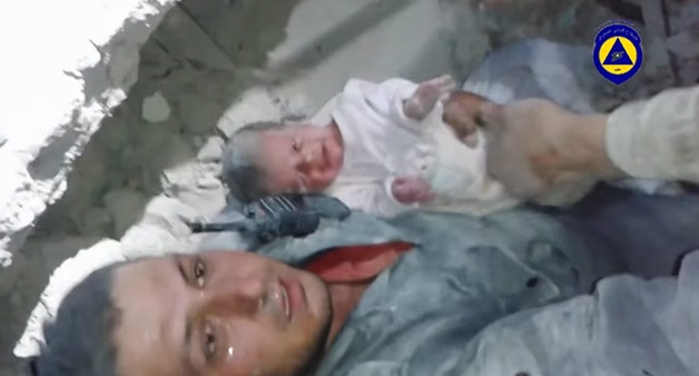 resgate de bebê na Síria