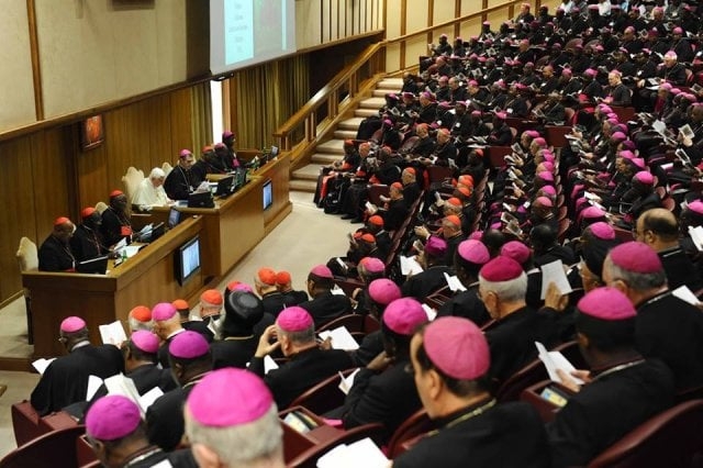 Documento do Vaticano afirma que "homossexuais têm dons a oferecer à comunidade cristã"