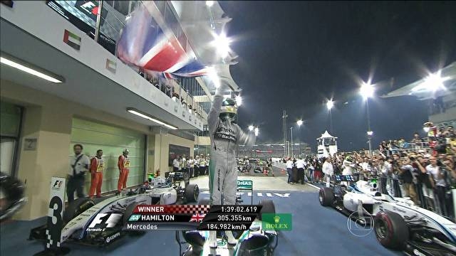 Hamilton deixa Nico para trás, vence GP de Abu Dhabi e é bicampeão da F-1