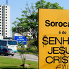 Veja as imagens  dos atos de vandalismo contra o totem "Sorocaba é do Senhor Jesus Cristo"