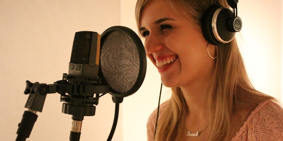 Conheça a música 'Filme que Passou', de Danielle Rizzutti - Guiame