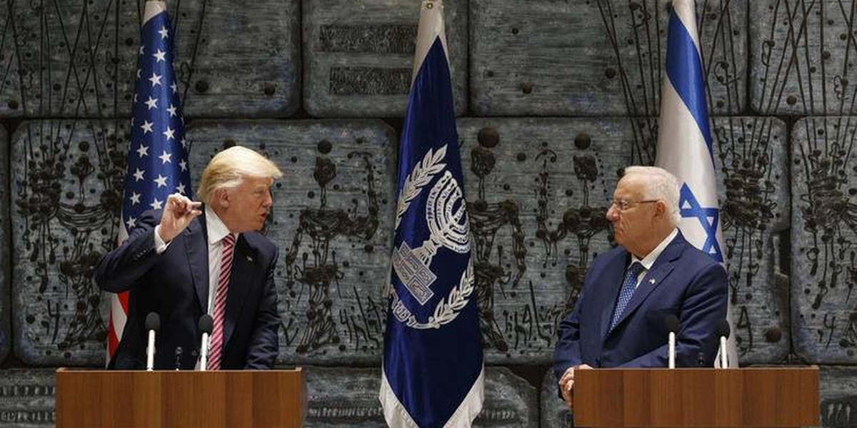 Resultado de imagem para trump servo dos judeus