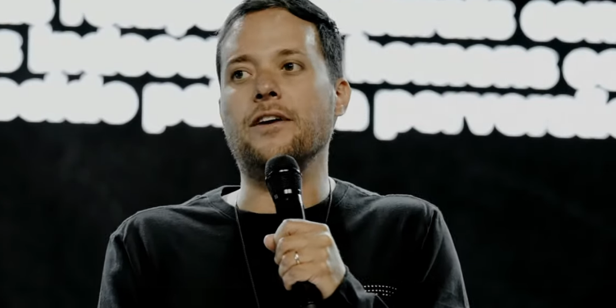 O reino de Deus é para quem quer mudança de vida”, diz André Valadão -  Guiame
