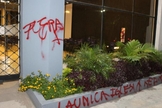 A igreja Centro Cristão de Avivamento, na cidade de Resistencia, capital de Chaco, foi vandalizada. (Foto: Chaco Online)