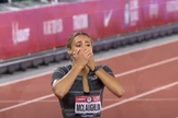 Sydney McLaughlin depois de correr 51,90 nos 400 metros femininos, em 28 de junho de 2021. (Foto: YouTube/NBC Sports)