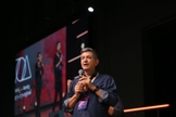Pr. Paulo Mazoni na conferência Voz dos Apóstolos 2022. (Foto: Global Awakening Brasil)