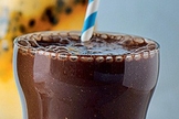vitamina de chocolate com banana