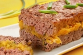 Bolo de carne com mandioquinha
