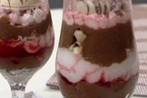 Escondidinho de creme de avelã com cerejas