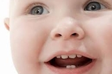 dentes de bebês