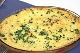 Escondidinho de mandioca e calabresa