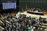Bancada evangélica cresce tem 80 deputados federais eleitos em 2014
