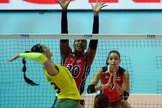 Jaque encara bloqueio dominicano