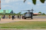 Helicóptero da Força Aérea Brasileira desambarcou no Aeroporto Internacional de Boa Vista com os passageiros que estavam no aeronave desaparecida deste o domingo (26) 