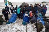 Expedição com engenheiro Alexander Gerst, da Agência Espacial Europeia (ESA), comandante Max Suraev, da Roscosmos, e engenheiro de voo da NASA Reid Wiseman voltou à Terra em segurança. (Foto: Bill Ingalls / Nasa / Via AFP Photo)