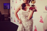 Aline Barros é premiada na categoria "Melhor Álbum de Música Cristã", do Grammy Latino 2014