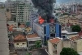 Incêndio atinge igreja evangélica, na zona norte do RJ