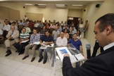 Roberto Lucena durante visita à Fundeb,em Bauru