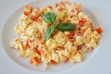 Ovos mexidos com legumes