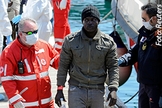 Cristãos são jogados fora de barco por muçulmanos