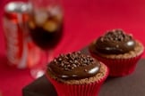 Cupcake de chocolate com coca de microondas