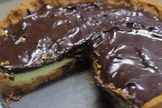 Torta de leite em pó com ganache de chocolate