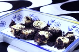 Sushi de banana com Nutella e Oreo