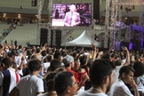 Segundo a assessoria de imprensa do evento, mais de 800 pessoas atenderam ao apelo feito pelo pastor Jorge Linhares e correram para a frente do palco, em atitude de consagração (Foto: Guiame)