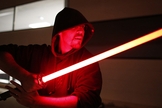 Na série, os Jedi formam uma ordem de guardiões que dominam o lado "iluminado" da força, em contraposição aos Sith. (Foto: Charles Platiau)
