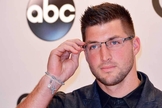 Tim Tebow chega na Country Music Association Awards em Nashville, Tennessee no dia 05 novembro de 2014. (Imagem: Reuters)
