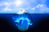 Como um iceberg, o que se vê acima da água representa o nosso estado; o que se encontra abaixo da água representa a nossa essência. (Foto: Reprodução)