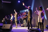 Cada músico que está tocando sobre o altar é um ministro de Deus levando a igreja à adoração (Foto: Guiame/ Mariana Ebenau)