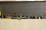 A sessão solene contou com personalidades políticas, líderes evangélicos e representantes da comunidade judaica. (Foto: Guiame/ Luiz Claudino)