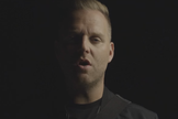 Cena do clipe "Grace Wins" de Matthew West. Foto: reprodução/YouTube.