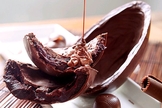 É importante que os principais ingredientes do chocolate sejam cacau e a manteiga de cacau. (Foto: Reprodução)