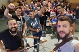 "Estamos muito contentes com as portas se abrindo em várias cidades", diz o líder da banda. (Foto: Reprodução/Facebook)