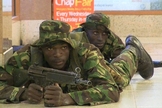 Em 2013, militares do Quênia receberam ajuda das forças especiais de Israel que se juntaram aos esforços para libertar os reféns. (Foto: Reprodução).