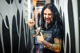 O pastor Antonio Carlos é líder dos féis da Crash Church e da banda Antidemon. (Foto: Renato Pizzutto)