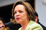 Fátima Lucia Pelaes será oficialmente nomeada pela gestão Temer como a Secretária de Mulheres, mas já participou de um evento ao lado do novo presidente em exercício. (Foto: Pinterest)