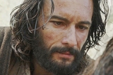 Os espectadores podem olhar a importância que Jesus Cristo teve no personagem fictício. (Foto: Reprodução/Youtube).
