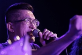 A banda agora usa a música para compartilhar o amor de Jesus com os jovens fãs do rock chinês. (Foto: Reprodução).