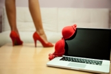 A maioria dos viciados em pornografia consomem conteúdos sexuais por meio dos "clickbaits”. (Foto: iStock/Getty Images)