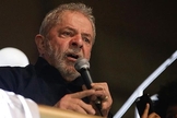 Lula está sendo investigado por tentar atrapalhar as investigações da Operação Lava Jato. (Foto: Folha de S. Paulo)