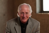 John Piper é teólogo e professor da Faculdade e Seminário Bethelehem, nos EUA. (Imagem: Desiring God)