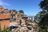 Favela do Cantagalo abriga duas igrejas católicas e pelo menos 15  evangélicas. (Foto: Chris Arsenault/Thomson Reuters Foundation)