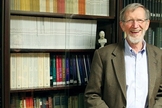 Alvin é ex-presidente da Sociedade de Filósofos Cristãos e da Associação Filosófica Americana. (Foto: Reprodução).