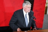 Pastor Franklin Graham é diretor da Associação Evangelística Billy Graham e da Organização missionária 'Bolsa do Samaritano'. (Foto: CBN News)