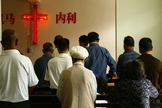 O governo declarou que a igreja não poderia mais fazer uso do edifício até que as questões fossem resolvidas. (Foto: China Aid).